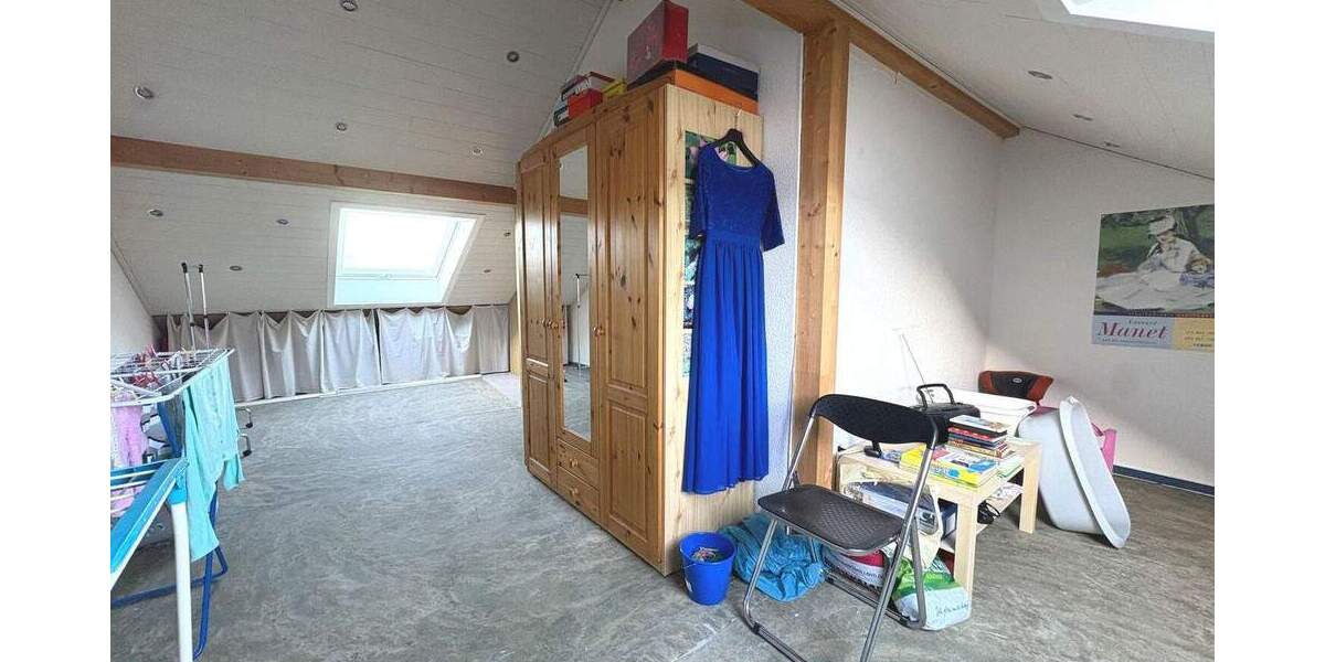 Reihenmittelhaus Stuttgart Vaihingen - 6 Zimmer, 150 m&sup2;, 729.000&euro; | Angebot:24836482