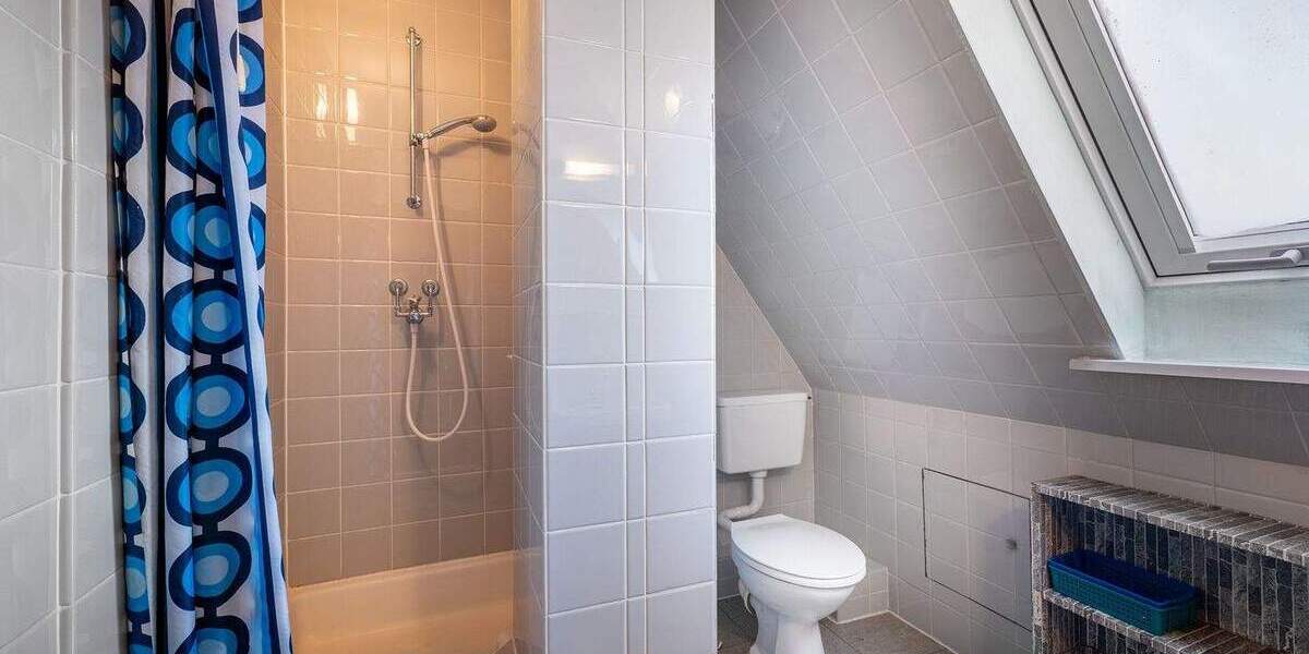 Mehrfamilienhaus, Wohnhaus Stuttgart Degerloch - 9 Zimmer, 140 m&sup2;, 690.000&euro; | Angebot:25685475