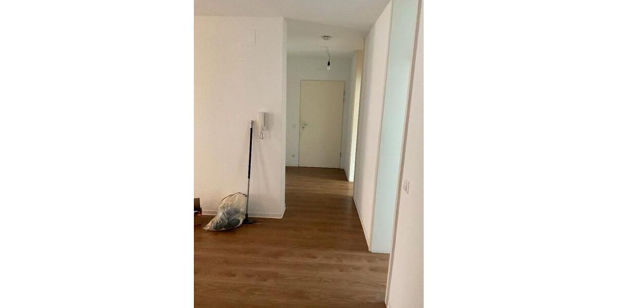 Etagenwohnung Esslingen am Neckar - 3 Zimmer, 79 m&sup2;, 664&euro; | Angebot:26235882