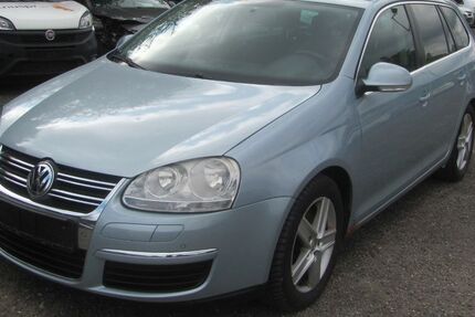 VW Golf 204.500 km 1.490 &euro; Kirchheim unter Teck 73230