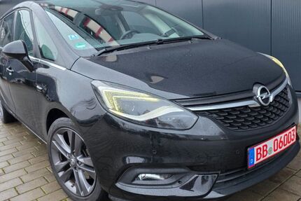 Opel Zafira 92.000 km 15.990 € Holzgerlingen 71088
