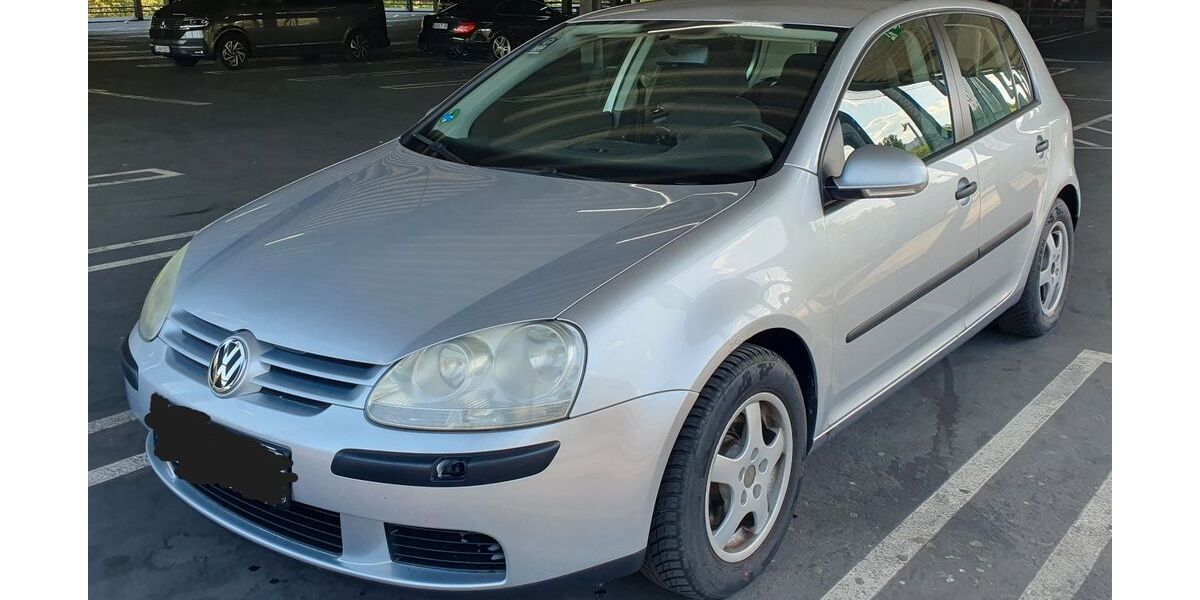 VW Golf 111.000 km 4.500 &euro; Stuttgart 70376