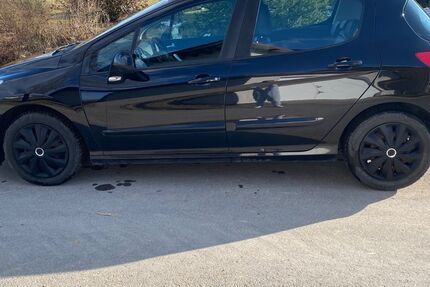 Peugeot 308 107.919 km 4.000 &euro; Gärtringen 71116