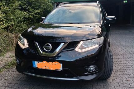 Nissan X-Trail 121.000 km 13.800 € Stuttgart 70378