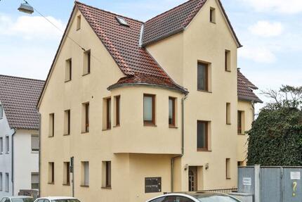 Haus Stuttgart Zuffenhausen - 12 Zimmer, 233 m&sup2;, 954.000&euro; | Angebot:26446869