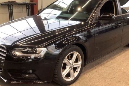 Audi A4 125.000 km 12.490 &euro; Metzingen 72555