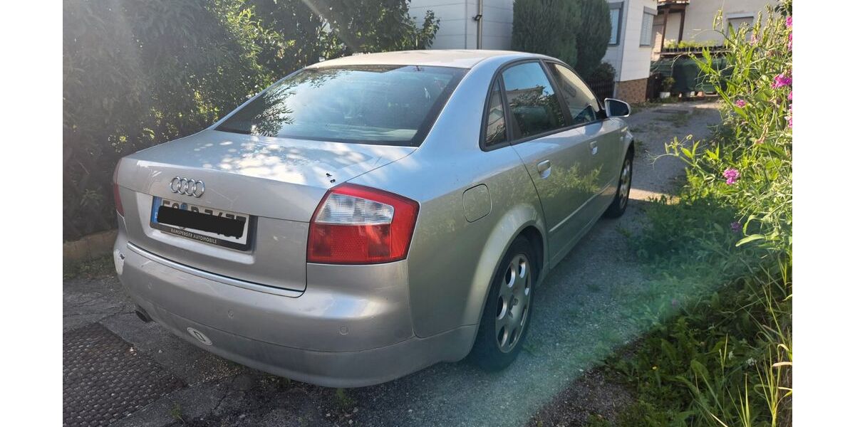 Audi A4 203.000 km 2.700 &euro; Nürtingen 72622