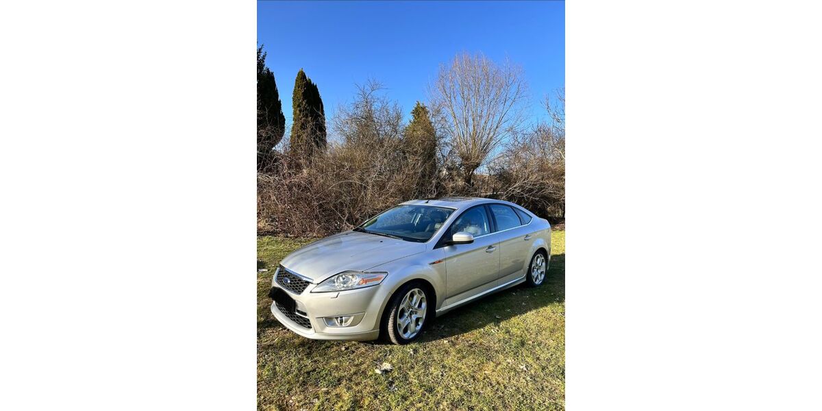 Ford Mondeo 186.819 km 5.499 &euro; Backnang 71522