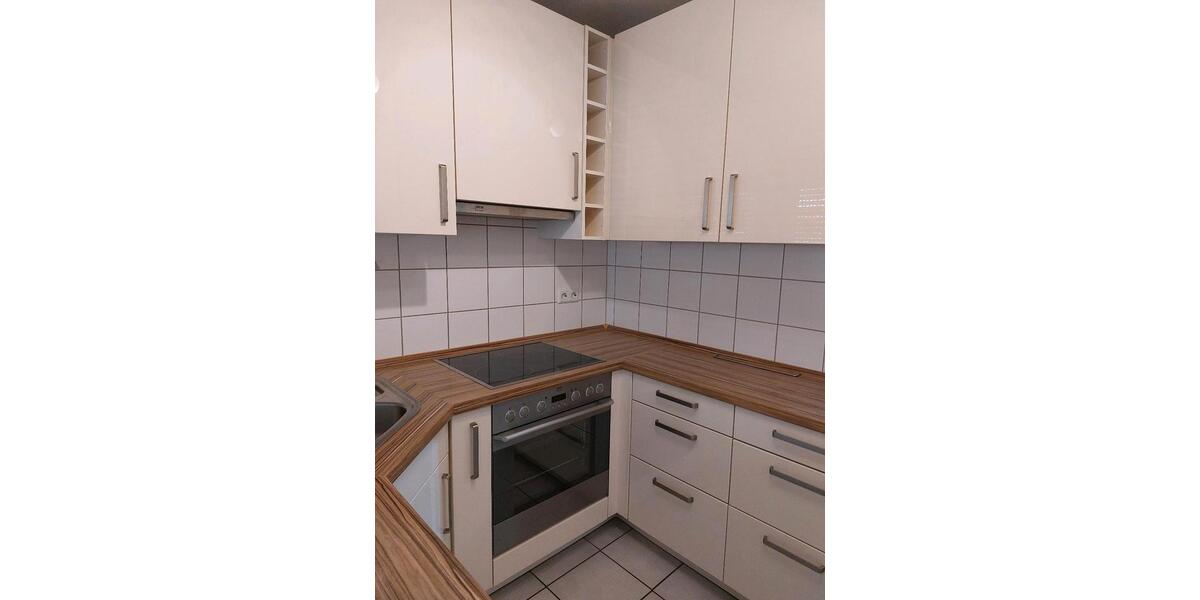 Etagenwohnung Esslingen am Neckar Pliensauvorstadt - 3 Zimmer, 57 m&sup2;, 219.000&euro; | Angebot:26907655