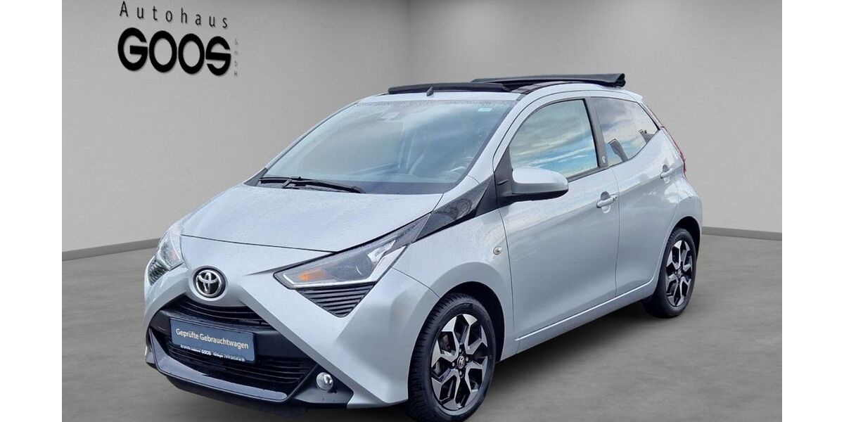 Toyota Aygo (X) 54.115 km 12.990 &euro; Nürtingen 72622
