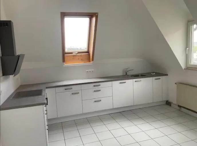 Dachgeschoßwohnung Stuttgart Bad Cannstatt - 3.5 Zimmer, 84 m&sup2;, 379.000&euro; | Angebot:26720870