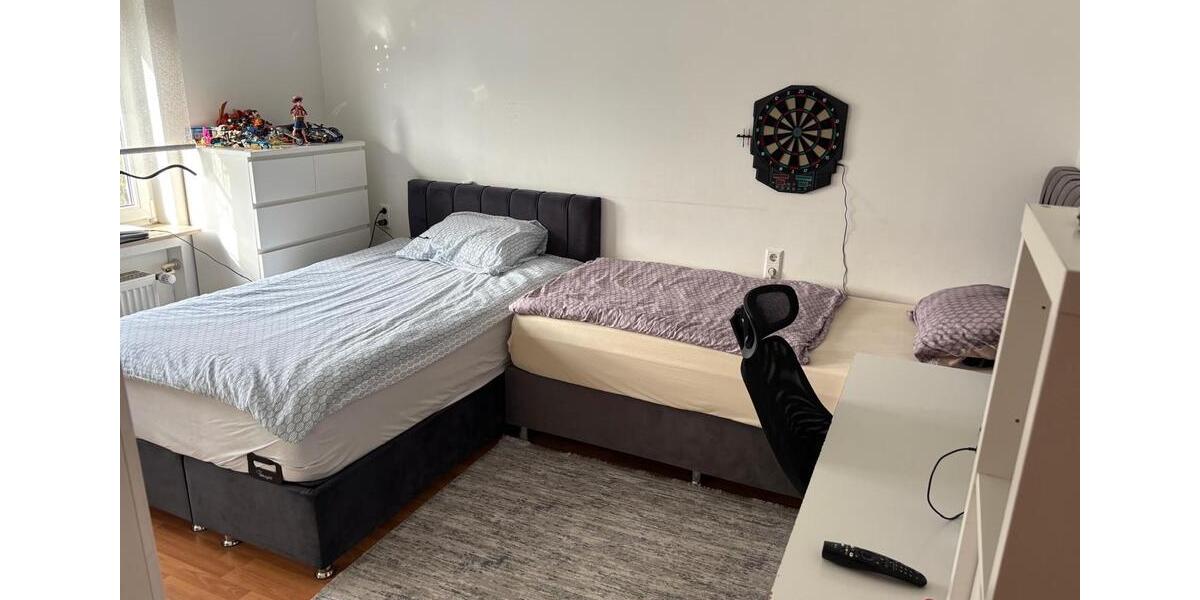 Schöne 4,5 Zimmer Wochnung mit Tollem Schnitt -Stilvoll Wohne 4 zimmer