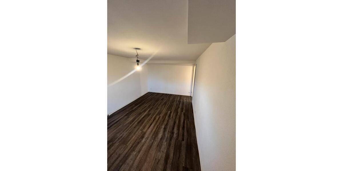 Etagenwohnung Ludwigsburg - 2 Zimmer, 55 m&sup2;, 950&euro; | Angebot:25251557