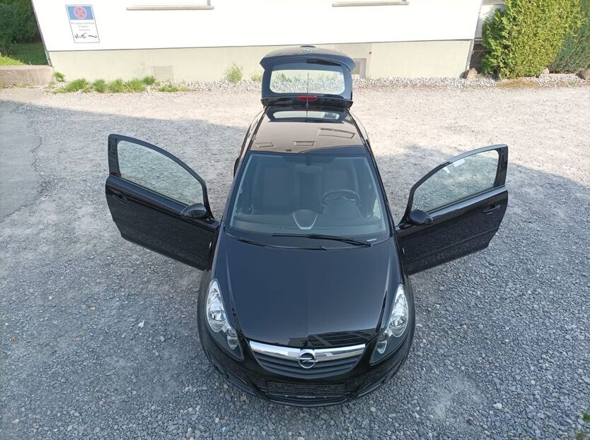 Opel Corsa 159.832 km 2.990 € Böblingen 71032