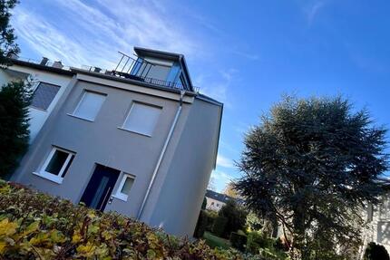 Haus Stuttgart Stuttgart-West - 4.5 Zimmer, 128 m&sup2;, 1.840&euro; | Angebot:24117388