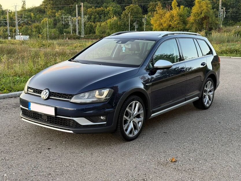 VW Golf 202.000 km 9.900 € Esslingen 73730