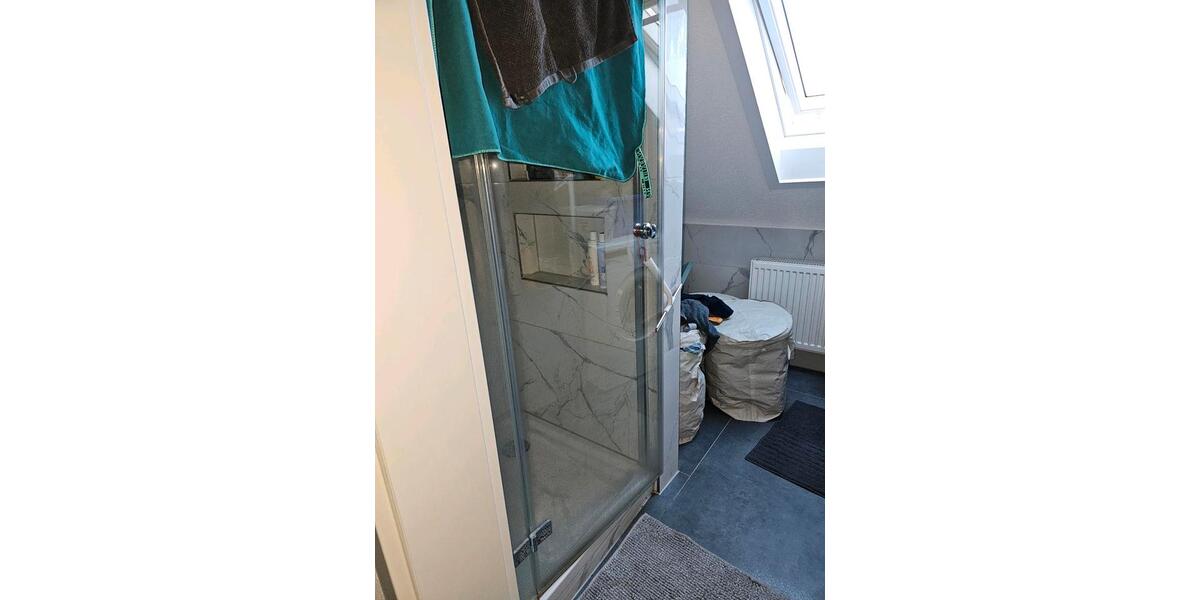 Dachgeschoßwohnung Ditzingen - 2 Zimmer, 42 m&sup2;, 220.000&euro; | Angebot:26399775