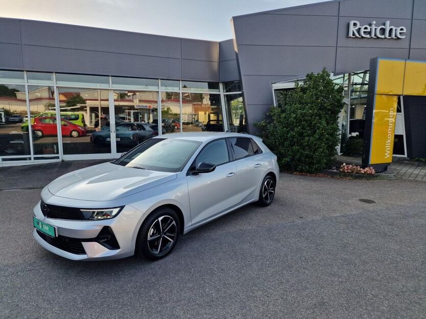 Opel Astra 4.499 km 25.390 € Großbottwar 71723