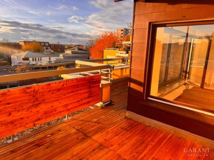 Modernisierte 2 Zimmer-Dachterrassen-Wohnung in Waiblingen mit Traumblick, Tiefgarage und Top-Lage 2 zimmer