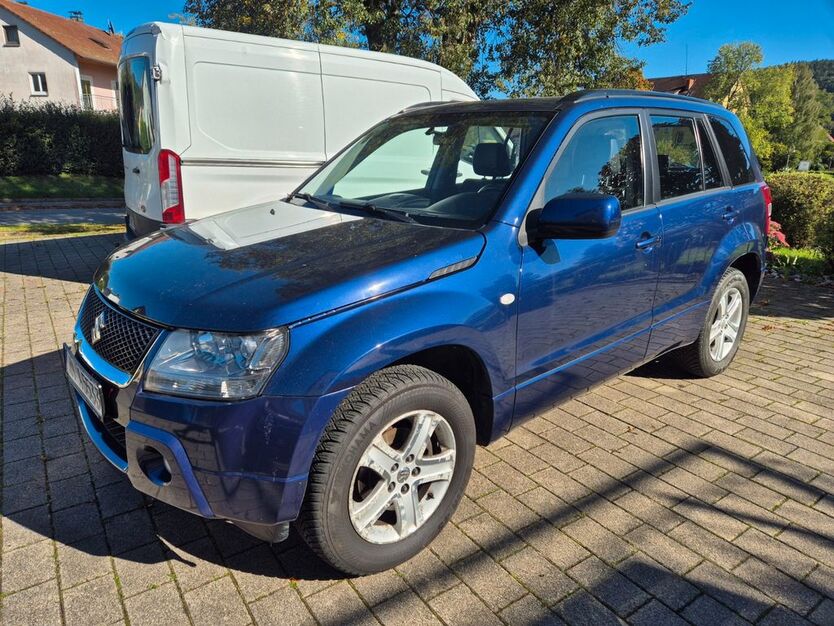 Suzuki Grand Vitara 111.000 km 6.900 € Backnang 71522