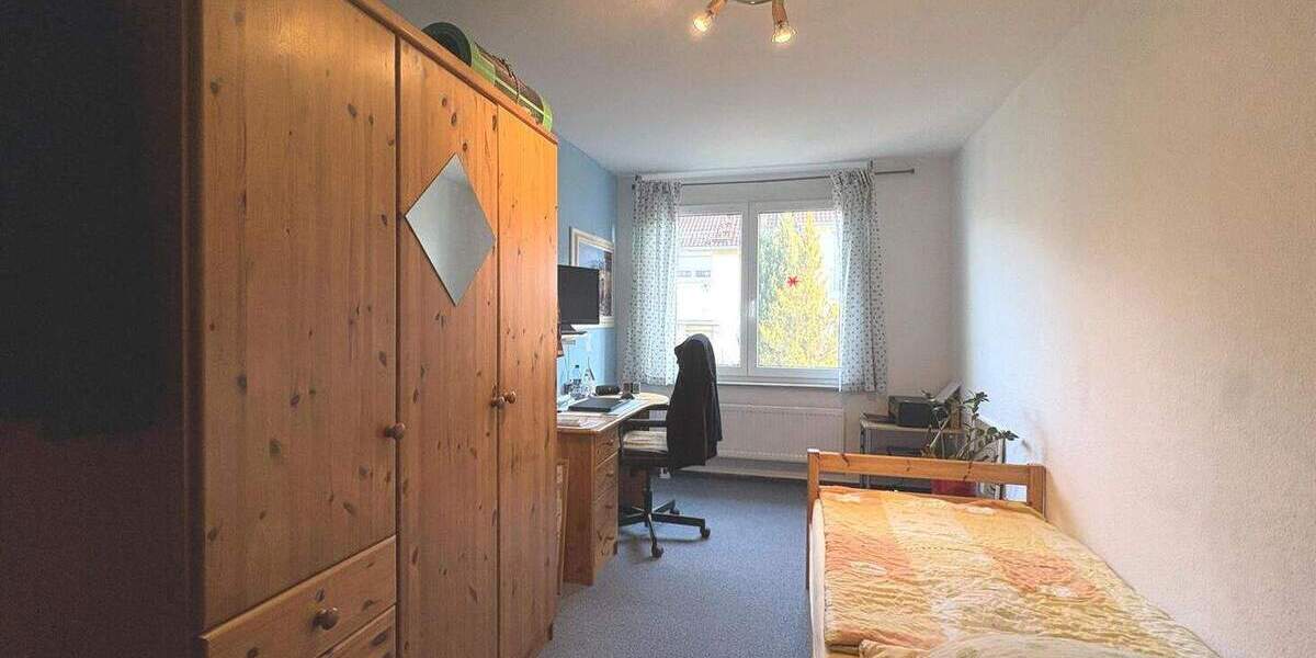 Reihenmittelhaus Stuttgart Vaihingen - 6 Zimmer, 150 m&sup2;, 729.000&euro; | Angebot:24836482