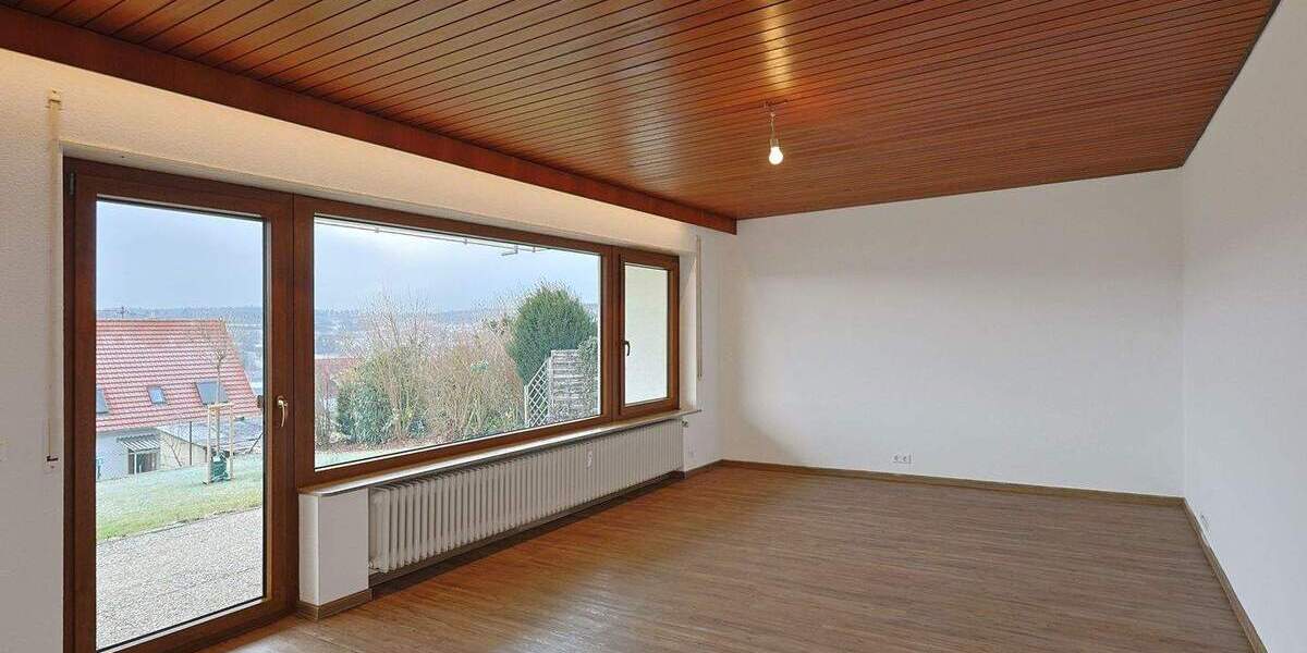Etagenwohnung Weissach - 3 Zimmer, 95 m&sup2;, 1.100&euro; | Angebot:25372316