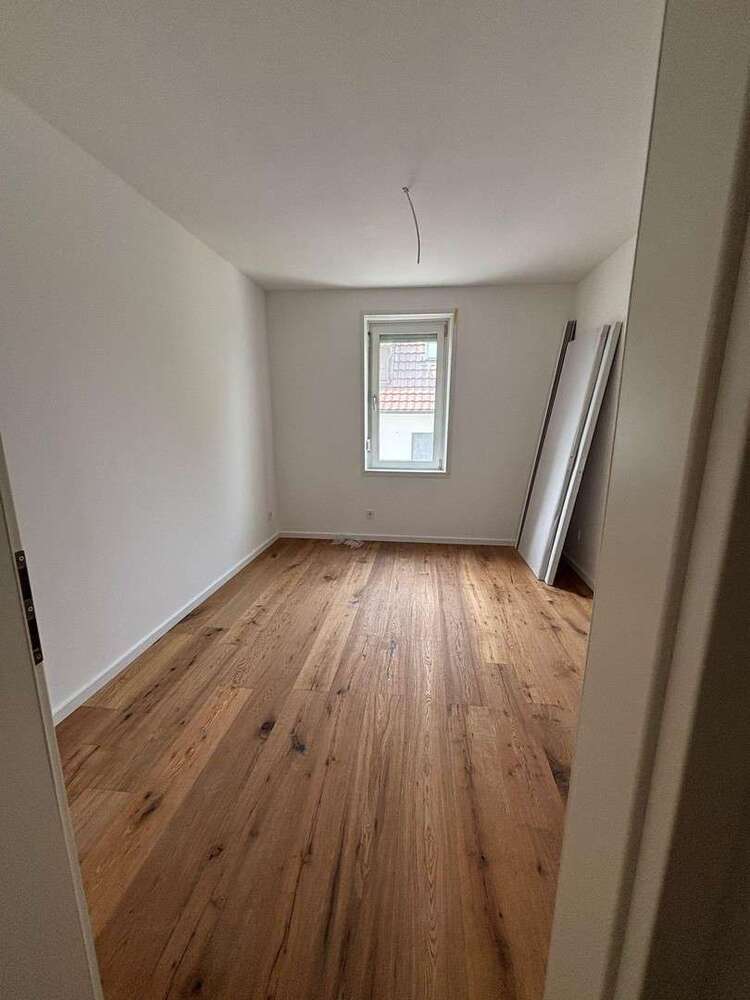 Wohnung zum Mieten in Stuttgart 1.260 € 70 m²