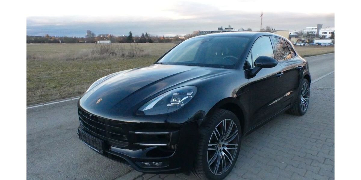 Porsche Macan 97.000 km 44.900 &euro; Gerlingen 70839