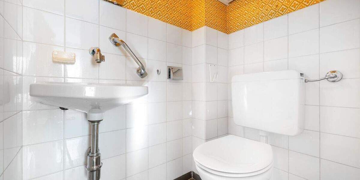 Mehrfamilienhaus, Wohnhaus Stuttgart Degerloch - 9 Zimmer, 140 m&sup2;, 740.000&euro; | Angebot:24635350