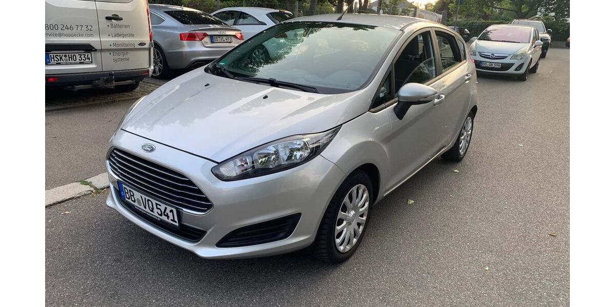 Ford Fiesta 68.760 km 8.200 &euro; Sindelfingen 71065