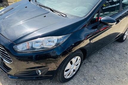 Ford Fiesta 152.300 km 3.599 &euro; Filderstadt 70794