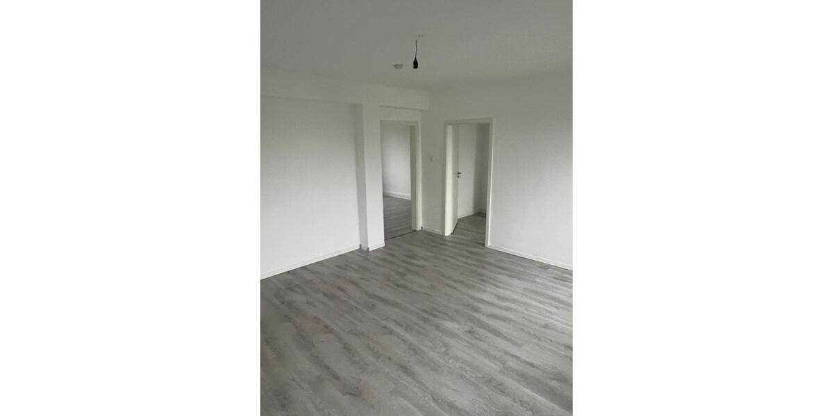 Etagenwohnung Stuttgart Degerloch - 3 Zimmer, 70 m&sup2;, 1.100&euro; | Angebot:26350163