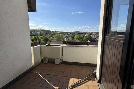 Wohnung Stuttgart / Zuffenhausen Zuffenhausen - 3 Zimmer, 97 m&sup2;, 990&euro; | Angebot:26343176