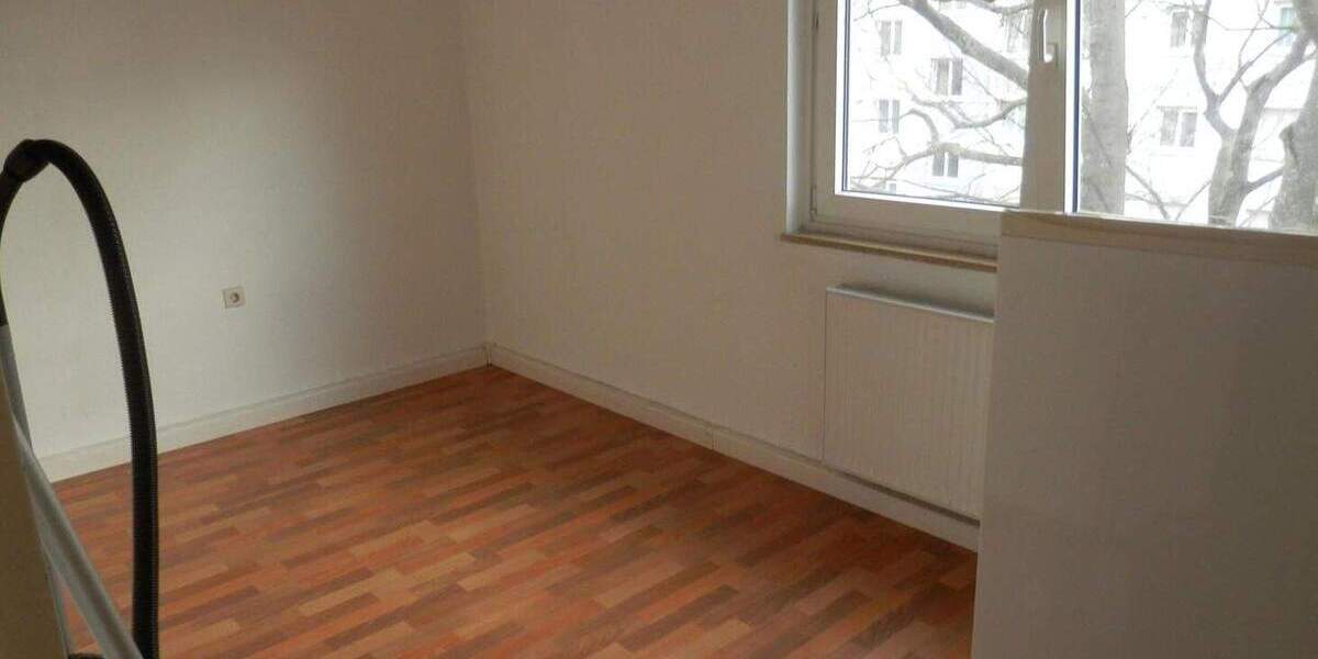 Etagenwohnung Ludwigsburg Eglosheim - 3 Zimmer, 63 m&sup2;, 260.000&euro; | Angebot:24823679