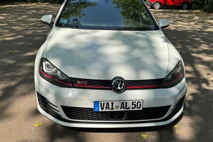 VW Golf 154.000 km 12.399 &euro; Kornwestheim 70806