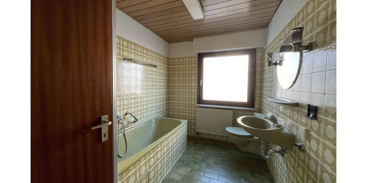 Etagenwohnung Vaihingen an der Enz Roßwag - 5 Zimmer, 104 m&sup2;, 285.000&euro; | Angebot:26082965