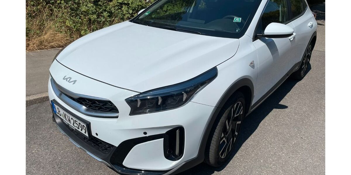 Kia XCeed 21.500 km 25.200 &euro; Asperg 71679