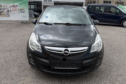 Opel Corsa 145.000 km 2.900 € Fellbach 70736