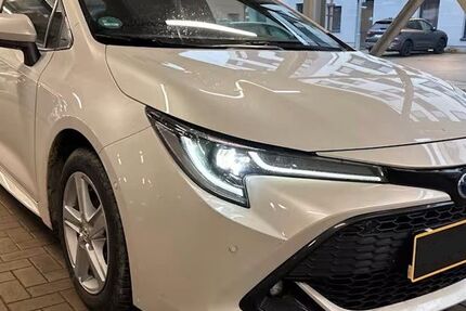 Toyota Corolla 110.000 km 17.999 &euro; Ditzingen 71254