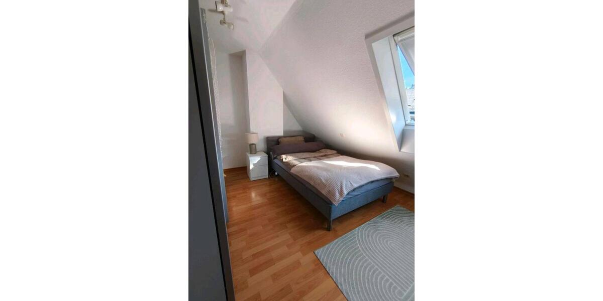 Dachgeschoßwohnung Stuttgart Sillenbuch - 2 Zimmer, 43 m&sup2;, 920&euro; | Angebot:26296431