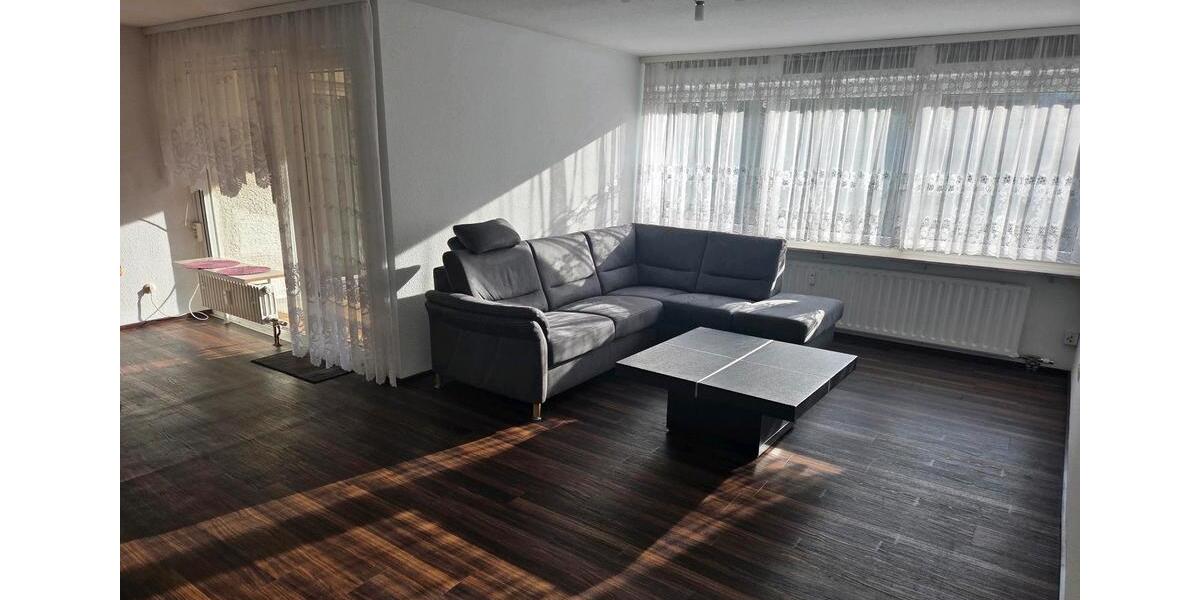 Etagenwohnung Freiberg am Neckar - 2.5 Zimmer, 77 m&sup2;, 269.000&euro; | Angebot:26765103