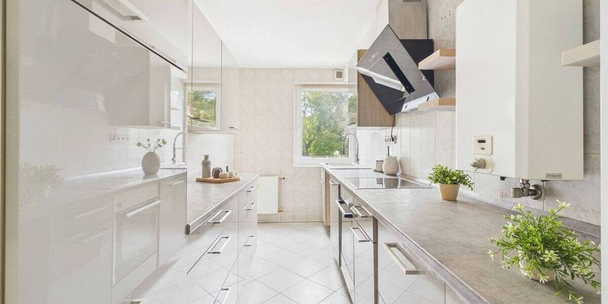 Etagenwohnung Stuttgart Bad Cannstatt - 3 Zimmer, 79 m&sup2;, 280.000&euro; | Angebot:26881612