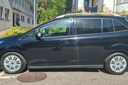 Ford C-Max 121.385 km 10.000 &euro; Stuttgart 70174