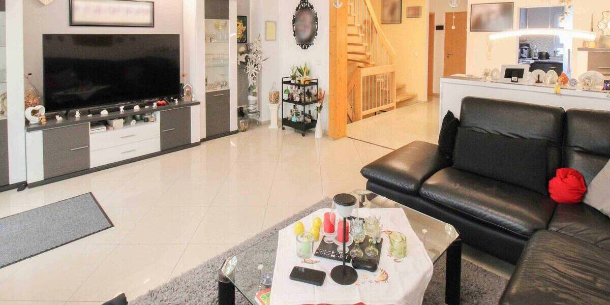Reihenmittelhaus Korntal-Münchingen Münchingen - 5 Zimmer, 152 m&sup2;, 649.000&euro; | Angebot:26156436