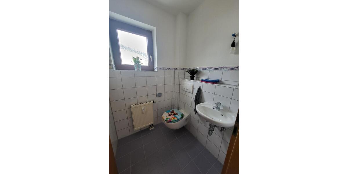 Etagenwohnung Ebersbach an der Fils - 3.5 Zimmer, 80 m&sup2;, 295.000&euro; | Angebot:26837402