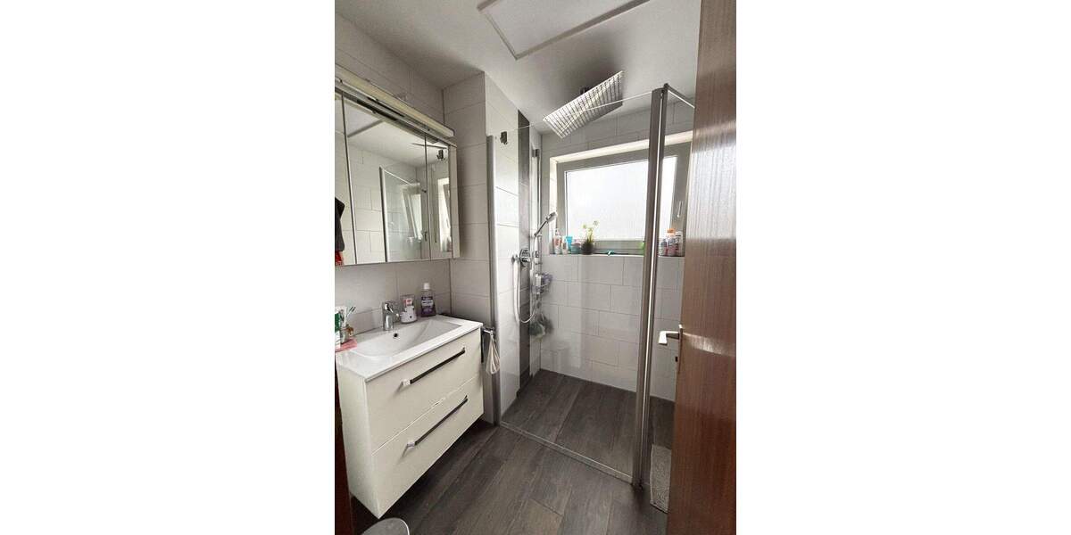 Etagenwohnung Ludwigsburg Ost - 4 Zimmer, 107 m&sup2;, 1.170&euro; | Angebot:24811547