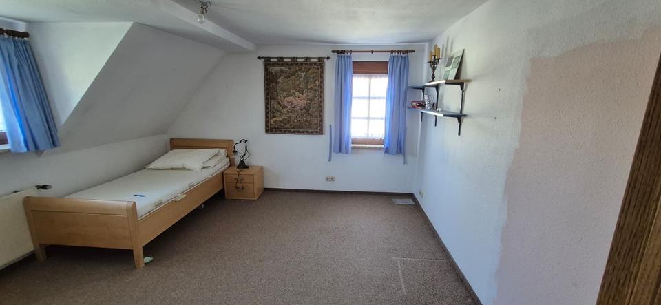 Einfamilienhaus Stuttgart Fasanenhof-Ost - 8 Zimmer, 165 m&sup2;, 850.000&euro; | Angebot:26592935