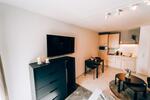 Etagenwohnung Stuttgart Luginsland - 1.5 Zimmer, 30 m&sup2;, 1.100&euro; | Angebot:26312702