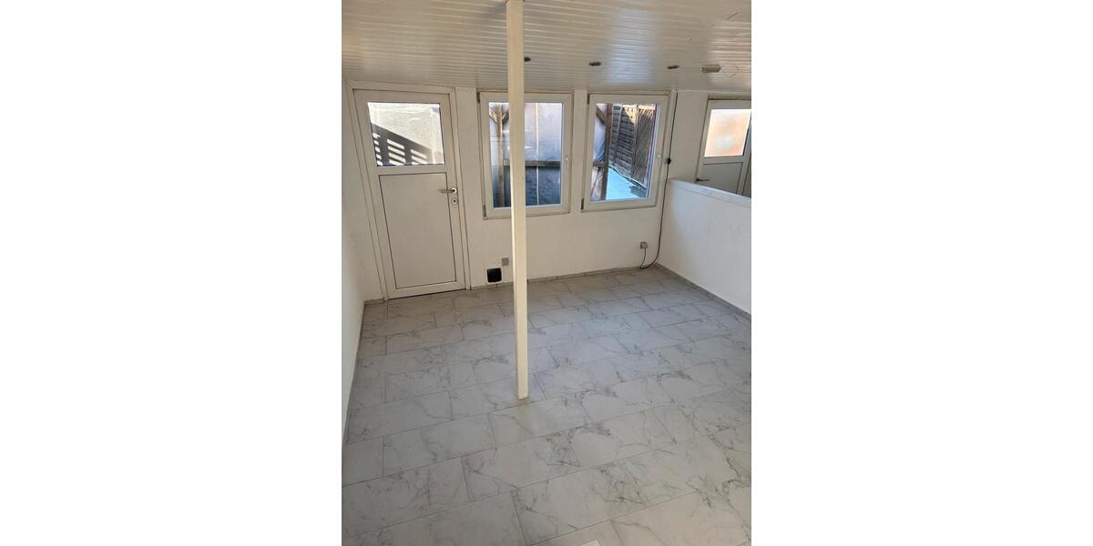 Reihenhaus Reutlingen Orschel-Hagen - 5 Zimmer, 176 m&sup2;, 1.500&euro; | Angebot:24453091