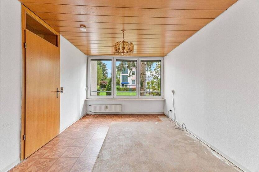 **Verwirklichen Sie Ihren Traum: 3,5-Zi. Wohnung, ruhige und zentrale Lage, renovierungsbedürftig**